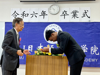 LINE_ALBUM_20240315卒業式_240315_10.png